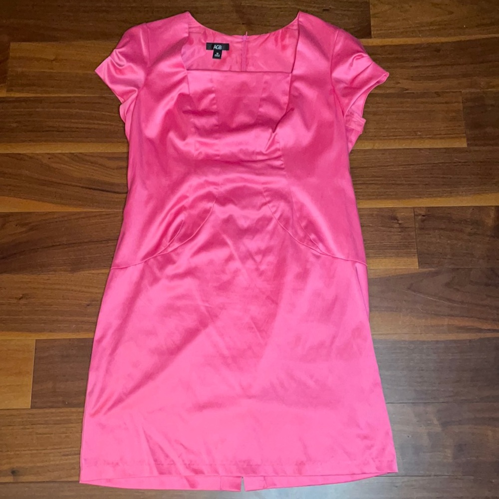 Barbie pink pencil skirt dress